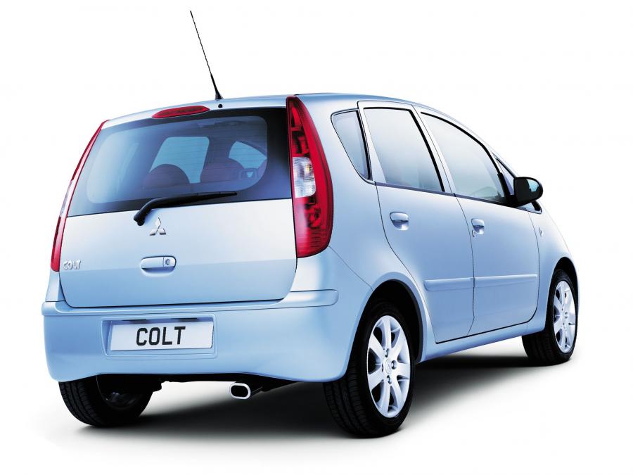  Mitsubishi Colt 5-Door 2004 года  (фото 6 из 29)